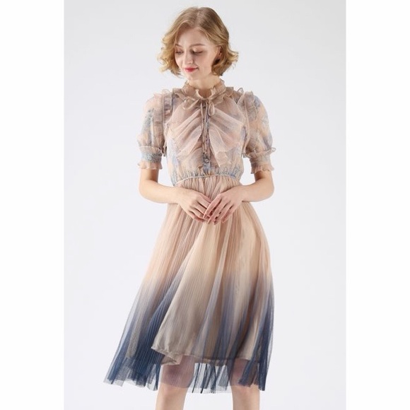 CHICWISH NWT We Know It All Gradient Pleated Mesh Tulle Dress S/M - Picture 2 of 16